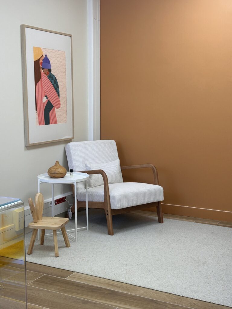 Aménagement du bureau d’une psychologue dans un pôle pédiatrique à Aix-en-Provence